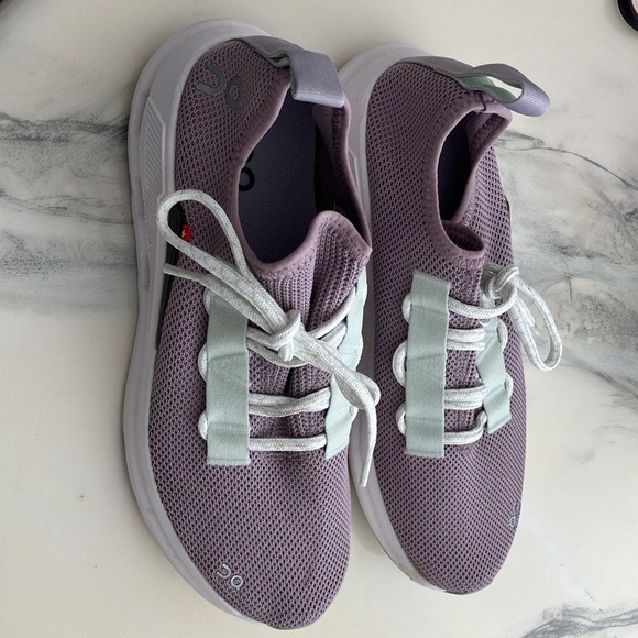 OnCloud Cloudeasy Sneaker in Heron & Aloe Women’s 9 - Picture 2 of 6